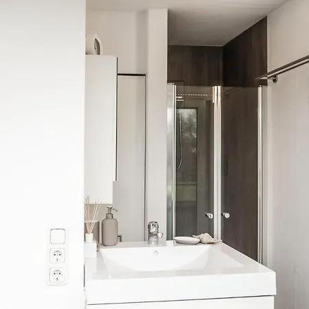 1 Bedroom Beautiful In * オッテルンドルフ