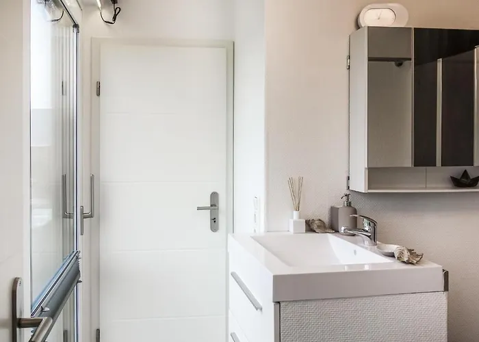 Σπίτι διακοπών 1 Bedroom Beautiful In *